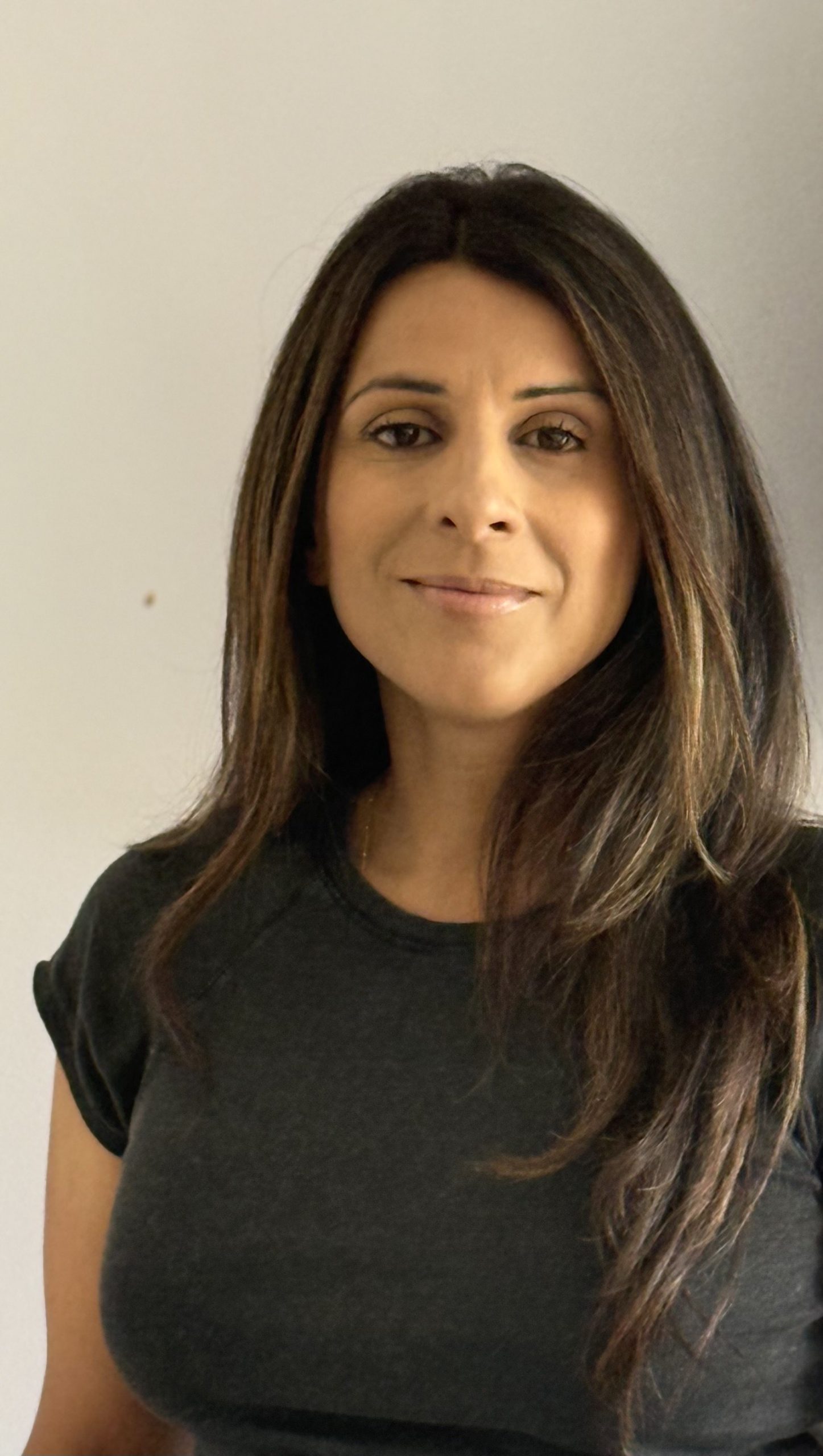 Dr Neha Matharu